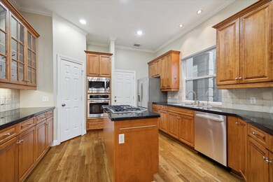 2413 Park St, Houston, TX 77019 - photo 6