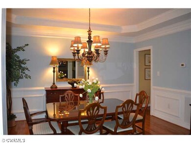 Dining Room - Dine in style in this formal dining 