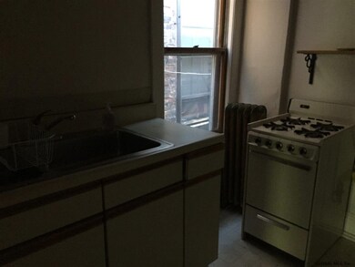 306 Hudson Ave, Albany, NY 12210 - photo 4