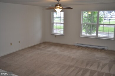 3008 Goshen Dr, Pennsburg, PA 18073 - photo 5