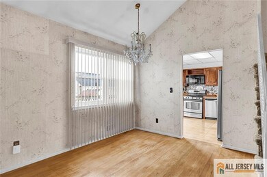 85 Whitman St, Carteret, NJ 07008 - photo 6