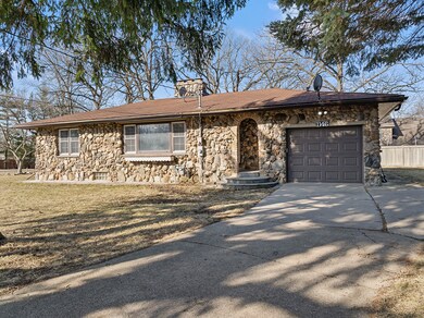 1146 Magnolia Ave, Gurnee, IL 60031 - photo 2