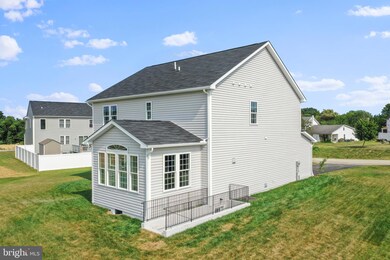 2132 Mandarin Dr, Chambersburg, PA 17202 - photo 7