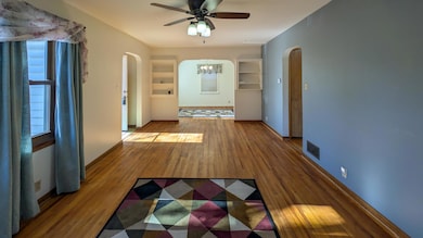 301 Giles Place, Albert Lea, MN 56007 - photo 3