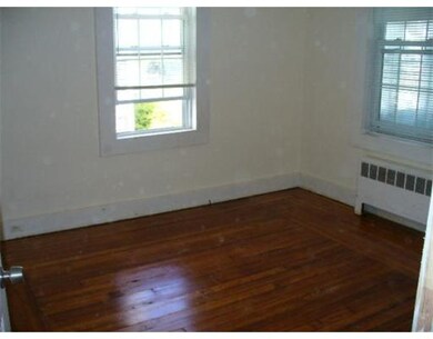 17 Artisan St unit 1, Chicopee, MA 01013 - photo 3