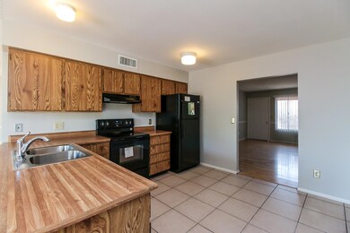 unlisted-address, Chandler, AZ 85226 - photo 7