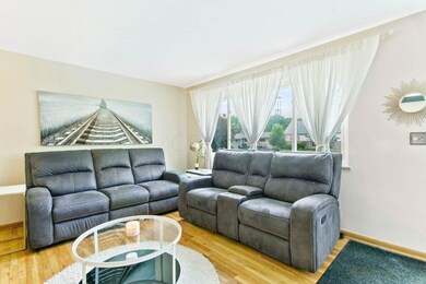 Living Area 3
