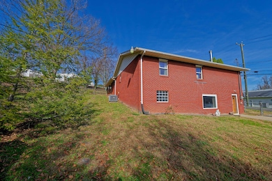 206 Bonnie Blvd, Huntington, WV 25705 - photo 6