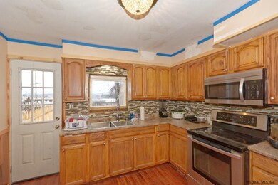 777 Livingston Ave, Albany, NY 12206 - photo 4