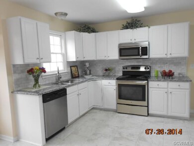 Fantastic Updated Kitchen with NEW Tile Floor, Sta