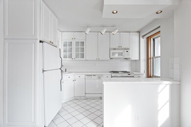 225 St Pauls Ave unit 4G, Jersey City, NJ 07306 - photo 2