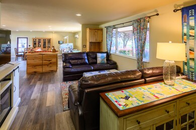 9990 NE Smith Rock Loop, Terrebonne, OR 97760 - photo 7