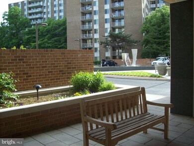 Van Ness East unit 1045, Washington, DC 20008 - photo 2