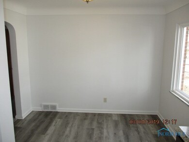 2626 Castleton Ave, Toledo, OH 43613 - photo 6