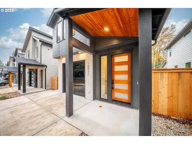 10921 NE 64th Ct, Barberton, WA 98686 - photo 4