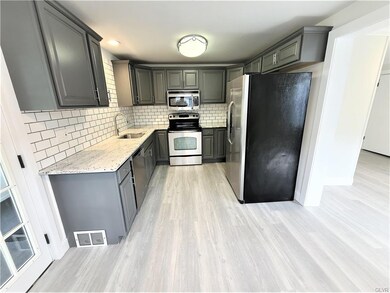 73 Craigie St, Easton, PA 18045 - photo 6