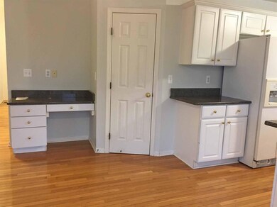 2279 Courtney Circle Ct, Ann Arbor, MI 48103 - photo 6