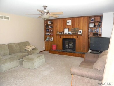 16484 Maureen Dr, Kenton, OH 43326 - photo 3