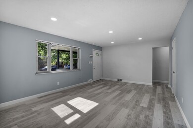 179 Fernhill Ave, Columbus, OH 43228 - photo 7