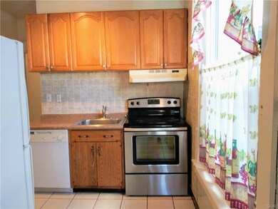 1108 W Allen St, Allentown, PA 18102 - photo 6