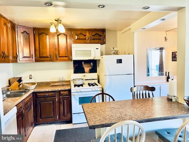 2630 Fort Farnsworth Rd unit 154, Alexandria, VA 22303 - photo 4