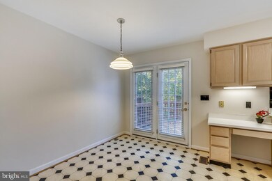 18514 Shadowridge Terrace, Olney, MD 20832 - photo 4