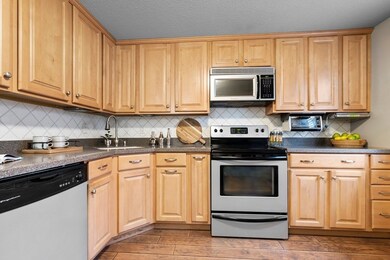 Fox Run unit A2, South Easton, MA 02375 - photo 2