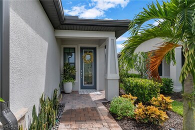 20025 Kingmont Dr, Estero, FL 33928 - photo 2