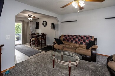 1909 9th St, Des Moines, IA 50314 - photo 7