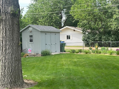 659 14th St SW, Huron, SD 57350 - photo 6