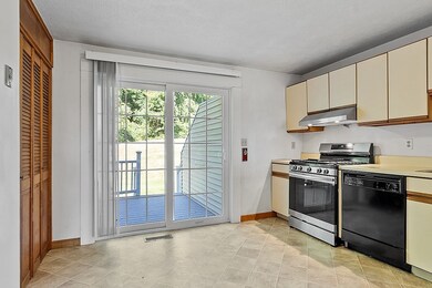 36 Fox Meadow Rd unit E, Leominster, MA 01453 - photo 4