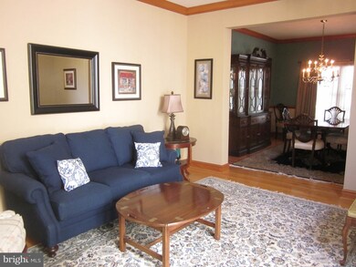 7036 Redcoat Dr, Flourtown, PA 19031 - photo 6