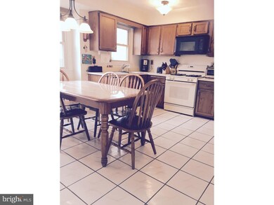 631 Atkinson Ln, Langhorne, PA 19047 - photo 5