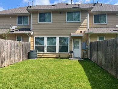 8307 Greys Ln, Houston, TX 77095 - photo 4