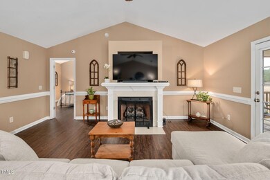 112 Sycamore Court Benson_JRKnowles_Phot