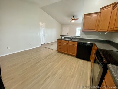 25885 E 90th St S, Broken Arrow, OK 74014 - photo 4
