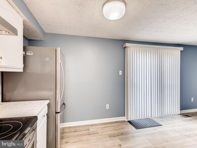 70 Triple Crown Ct, Windsor Mill, MD 21244 - photo 7