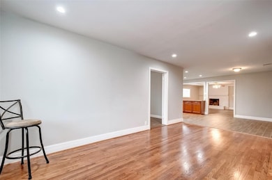 705 Barkley St, Houston, TX 77022 - photo 7