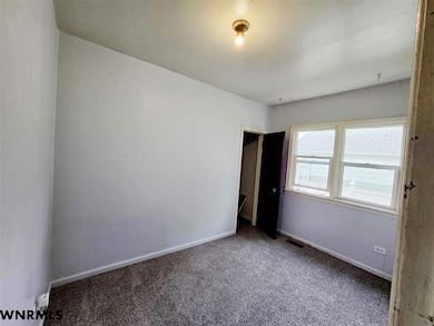 1806 Avenue G, Scottsbluff, NE 69361 - photo 5