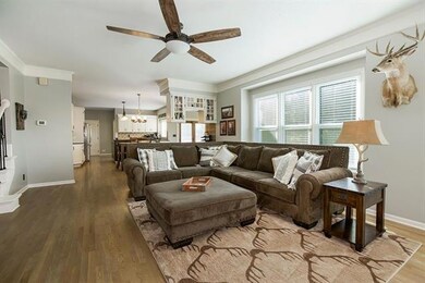 7664 Lichtenauer Ct, Shawnee, KS 66217 - photo 5