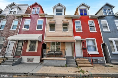 436 Locust St, Reading, PA 19604 - photo 3