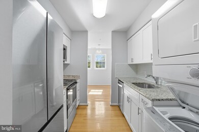 8399 Montgomery Rd unit J, Elkridge, MD 21075 - photo 5