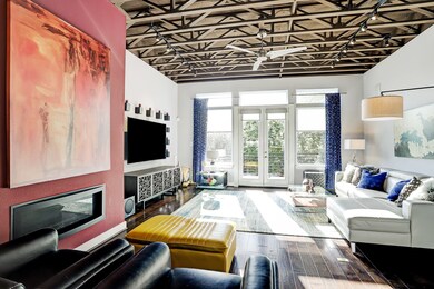 1900 Mason St unit E, Houston, TX 77006 - photo 2