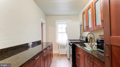 192 N Lansdowne Ave unit C6, Lansdowne, PA 19050 - photo 5