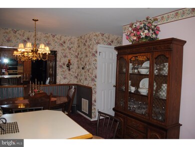 659 Kenney Ln, Brookhaven, PA 19015 - photo 7