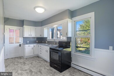 347 E Derry Rd, Hershey, PA 17033 - photo 7