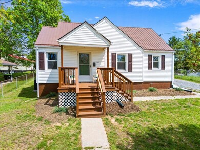 140 16th St NW, Pulaski, VA 24301 - photo 2