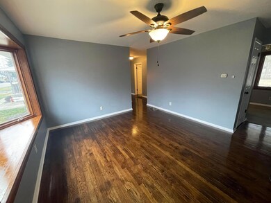 3828 Elbern Ave, Columbus, OH 43213 - photo 2