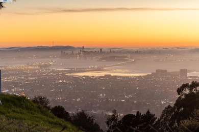 7041 Devon Way, Oakland, CA 94705 - photo 2