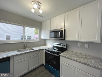 7 Acrux Ct, Sewell, NJ 08080 - photo 4